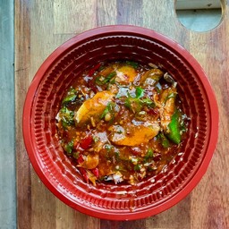 ข้าวราดกระเพราปลากระป๋อง