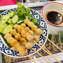 ลูกชิ้นหมู12 บาท