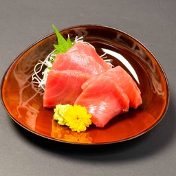 ซาชิมิ มากุโระ