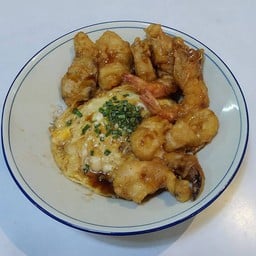 ข้าวไข่ข้นรวมทะเลทอด