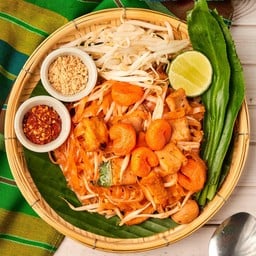 ผัดไทยเส้นจันทร์มัง