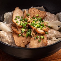 เกี๊ยวหมู+หมูย่าง