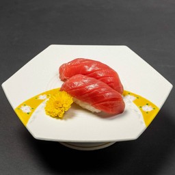 ข้วปั้นหน้าปลาทูน่า (2คำ)