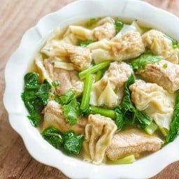 บะหมี่เส้นสด(ชายสี่) เวิ้งโรงพยาบาลประชานุเคราะห์เชียงราย