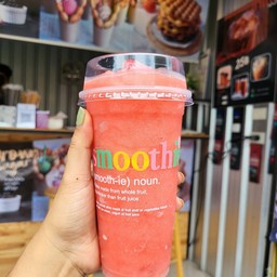 สตอเบอร์รี่สมูทตี้