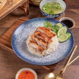 B5. ข้าวมันไก่ทอด