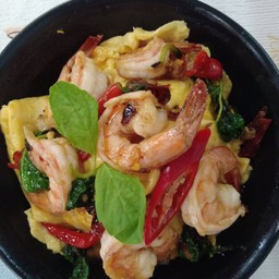 ข้าวไข่ข้น+กะเพรากุ้ง