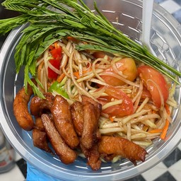 ส้มตำหมูแดดเดียว