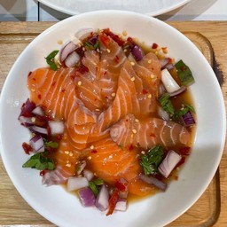 ยำ Salmon Zea Zap by Jelly