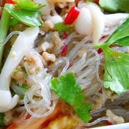 ร้าน ยำแซ่บนัว (สาขา กาดมาริน)