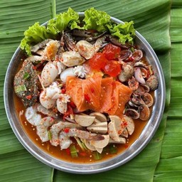 ยำรวมยกร้าน