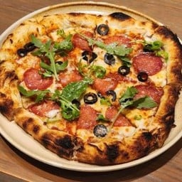 Pepperoni Tomato Pizza