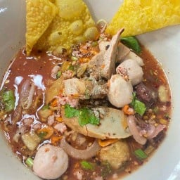 ก๋วยเตี๋ยวหมูโบราณ หลังโรงเรียนวัดบางโฉลง