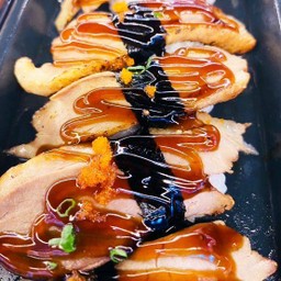 ซูชิหน้าเป็ดย่าง