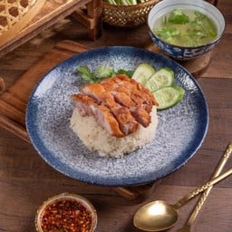 B6. ข้าวสวย-ไก่ทอด