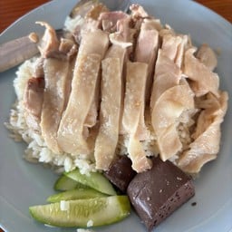 อชิระ ข้าวมันไก่ -