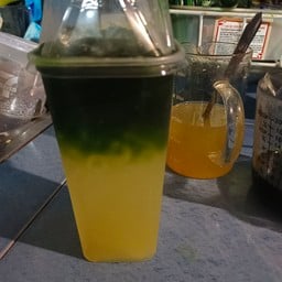 ชาเขียวน้ำผึ้งมะนาว