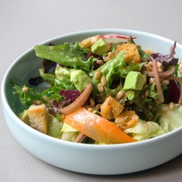 Signature Mixed Green Salad