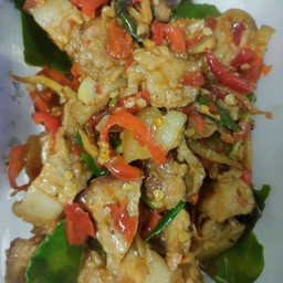 ผัดเผ็ดหมูป่า