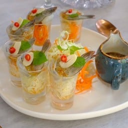 กุ้งแซ่บช็อต