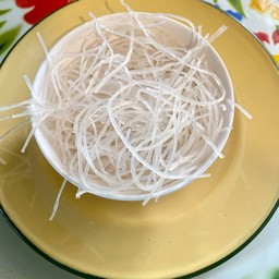 วุ้นเส้น