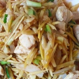ข้าวราดไก่ผัดขิง