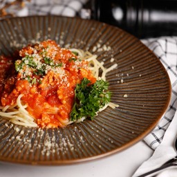 สปาเก็ตตี้โบโลเนสไก่