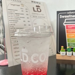 สตอเบอรี่โซดา