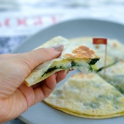 เคสดิญ่า