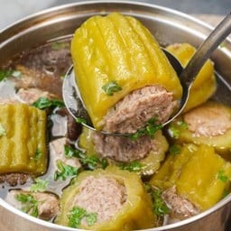 ต้มจืดมะระยัดไส้