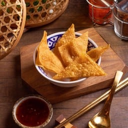 C9. แผ่นเกี๊ยวทอด