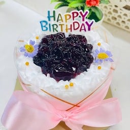 เค้กนมสด 1 รส (บลูเบอรี่) 0.5 ปอนด์ (ฟรีป้ายHBDอันเล็ก)