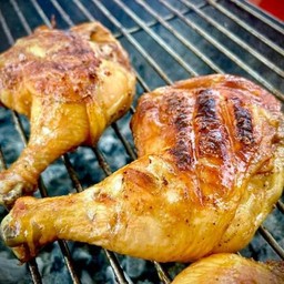 ไก่ย่างน่องติดสะโพก 1 ไม้