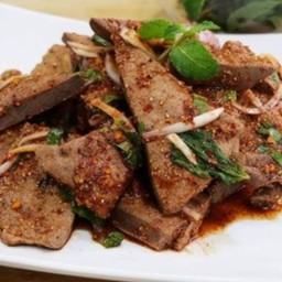 เน้นนัว ส้มตำถนนคนเดินกระบี่ 1