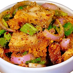 ยำไก่แซ่บ จานเล็ก ( สำหรับ 1-2 ท่าน )