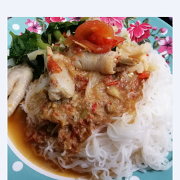 ขนมจีนเส้นสด+น้ำยา