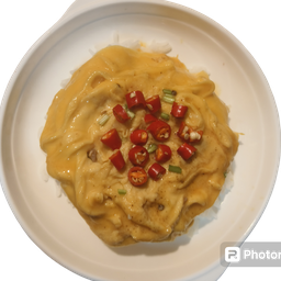 ข้าวไข่ข้นพริก