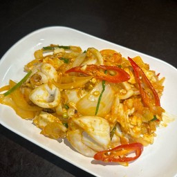 หมึกผัดไข่เค็ม