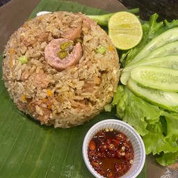 ข้าวผัดแหนม