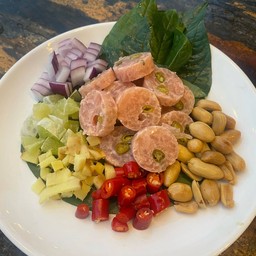 แหนมทรงเครื่อง