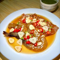 แซลม่อน 4-5 ชิ้น+กุ้งดอง 5 ตัว ดองซีอิ้วเกาหลี