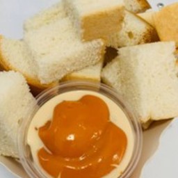 ขนมปังอบไอน้ำ ชาไทย