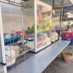 ก๋วยเตี๋ยวชาวนาไทยเจ้าดัง ( จรัญฯ37 ) -