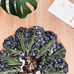 Blueberry cheese tart