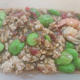 กุ้งหมูสับสะตอผัดกะปิกับข้าว