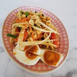 ตำไทยไข่เค็ม LM