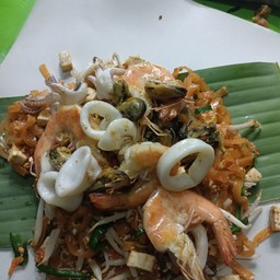 ผัดไทยทะเล