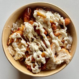 ข้าวไก่กรอบ  ซอสหัวหอม