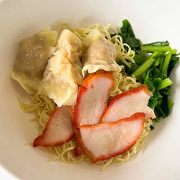 เกี๊ยวหมู + เกี๊ยวกุ้ง + หมูแดง