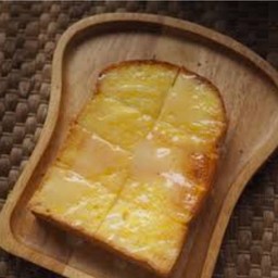 ปังปิ้งเนยนม